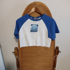 Cropped Nike Baseball Blue and White Short Sleeve Shirt